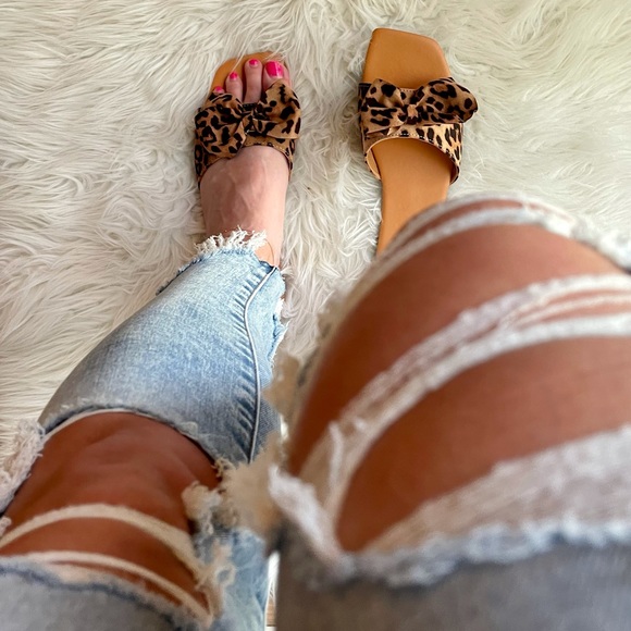 Leopard Bow Square Toe Slide Sandals - Picture 16 of 16